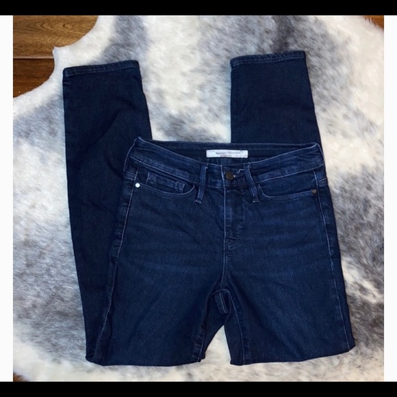 Athleta Sculptek Skinny Leg Jeans 2P - Picture 2 of 6